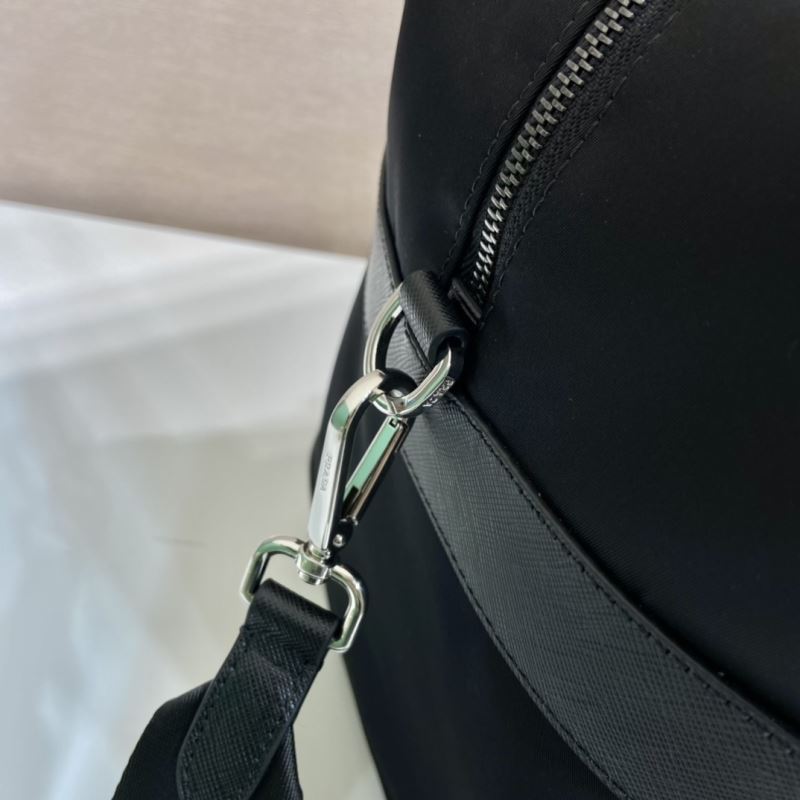 Pra*a travel bags